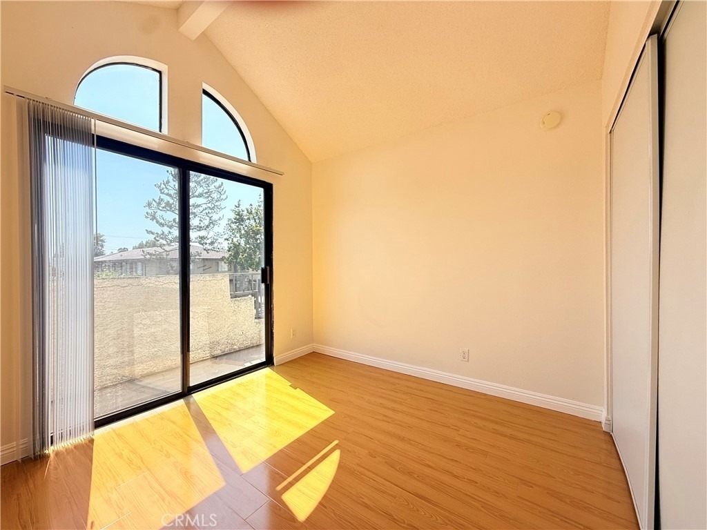 418 N 1st St - Photo 28