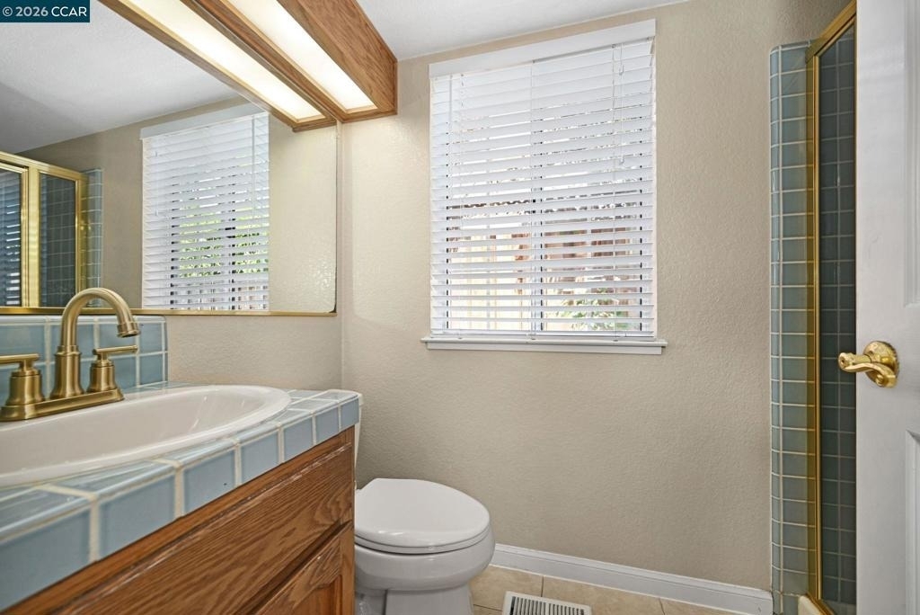 1319 Strawberry Ct - Photo 11