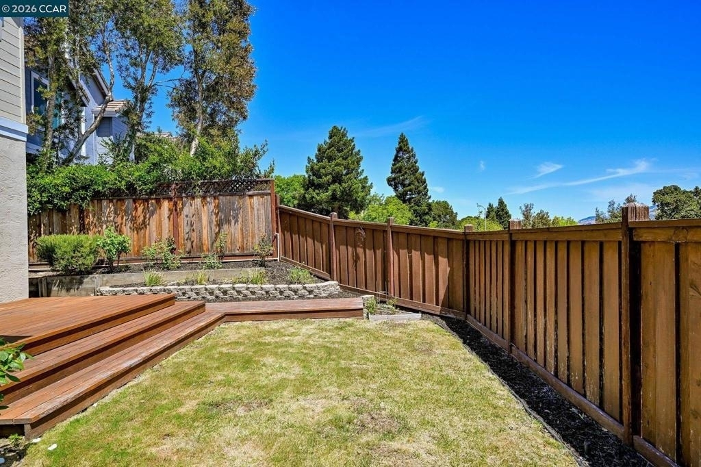 1319 Strawberry Ct - Photo 21