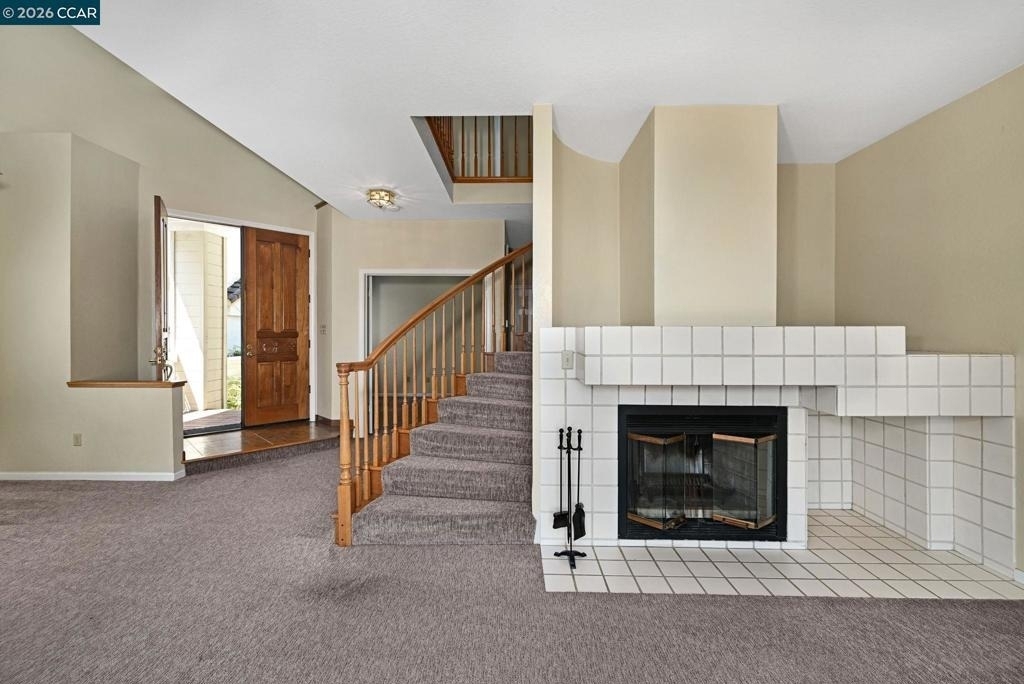 1319 Strawberry Ct - Photo 3
