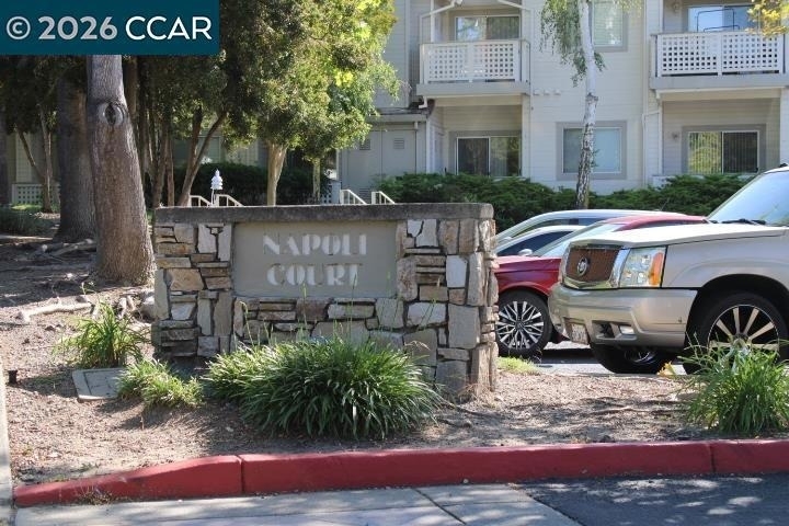258 Napoli Ct - Photo 24