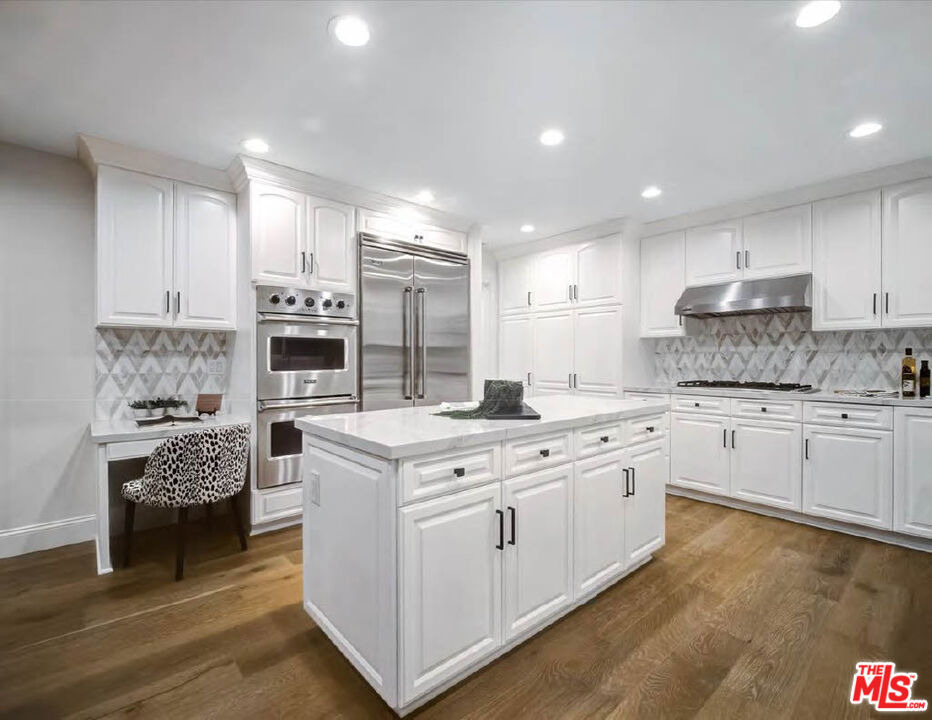 4732 Del Moreno Drive - Photo 15