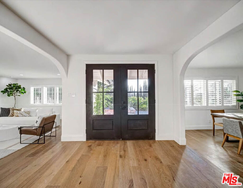4732 Del Moreno Drive - Photo 4