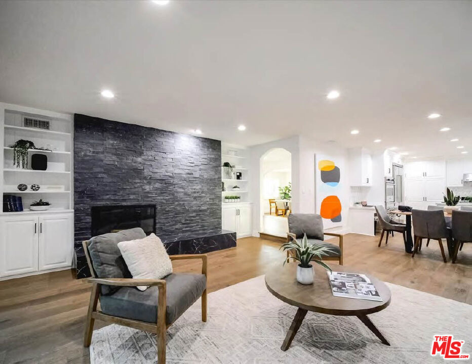 4732 Del Moreno Drive - Photo 10