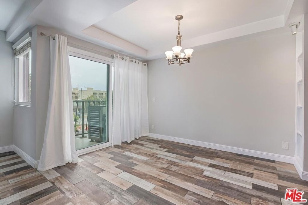 11789 Montana Avenue - Photo 6