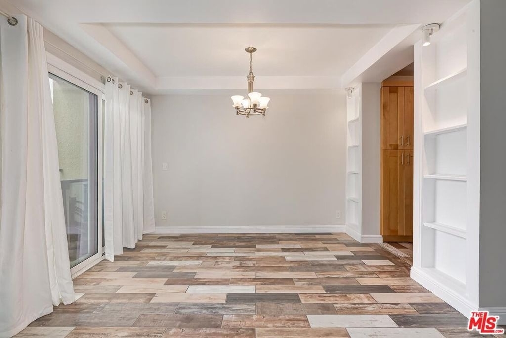 11789 Montana Avenue - Photo 8