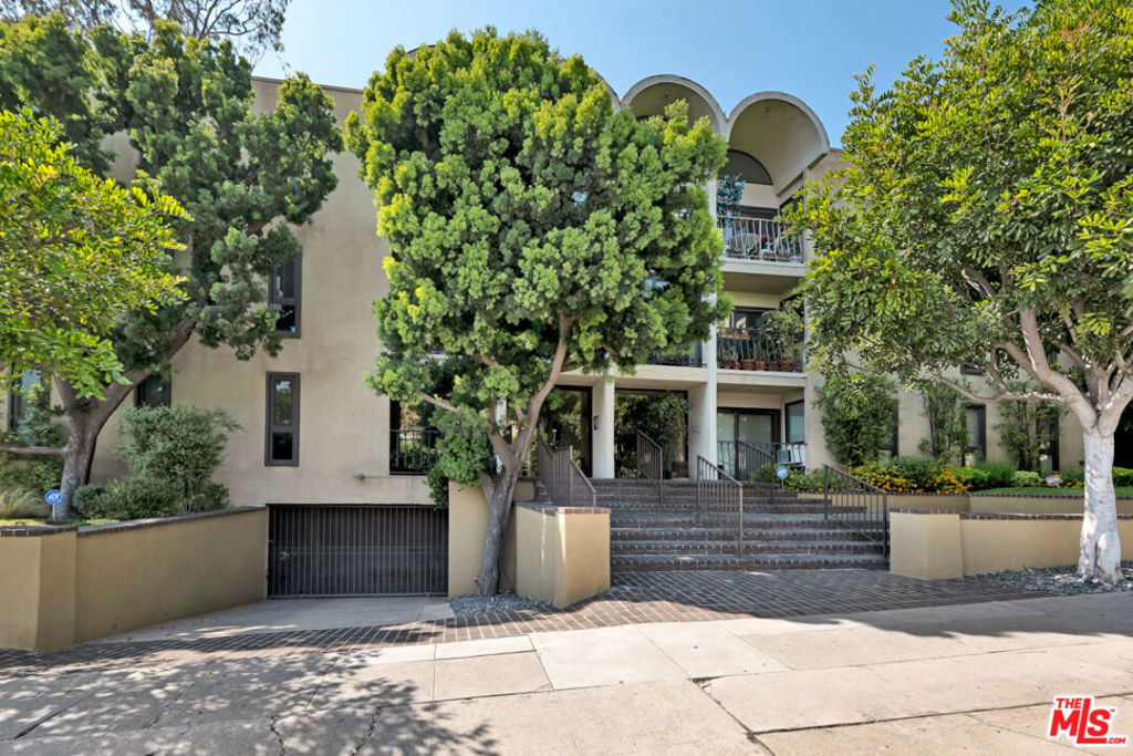 11789 Montana Avenue - Photo 18