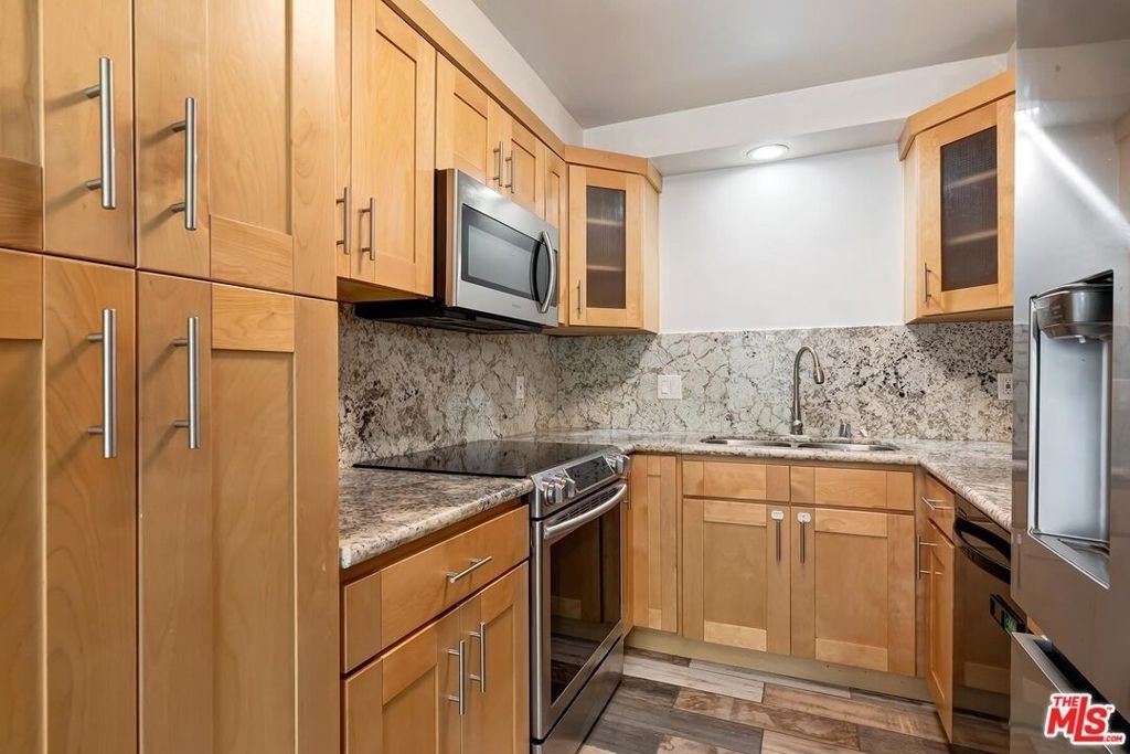 11789 Montana Avenue - Photo 9