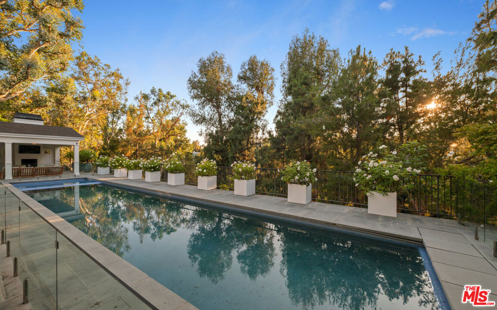 491 N Tigertail Road - Photo 13