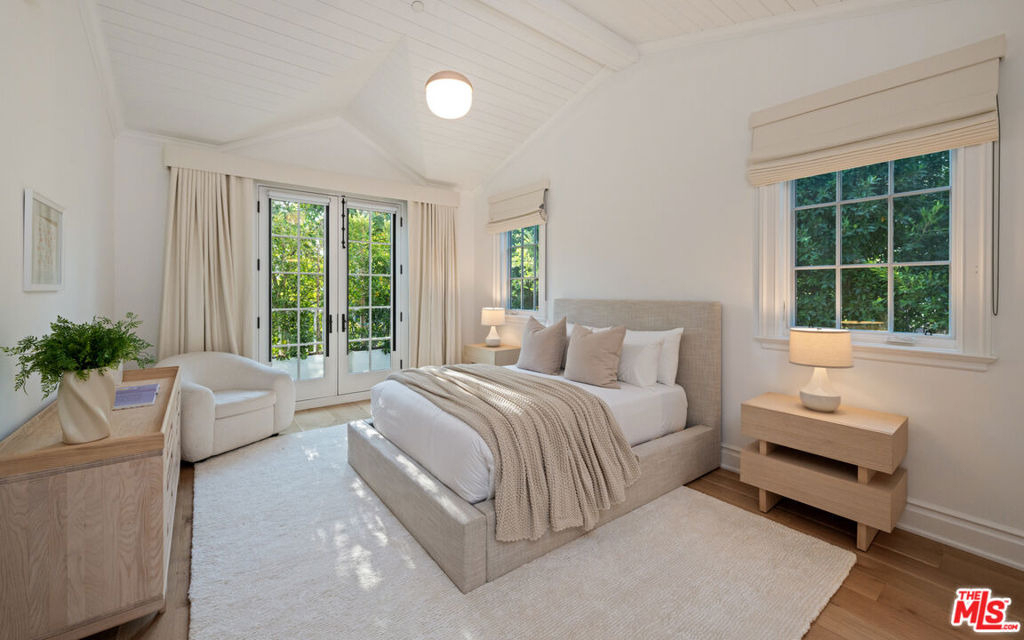 491 N Tigertail Road - Photo 20