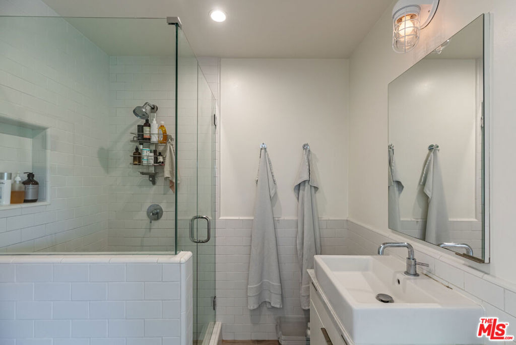 28901 Boniface Drive - Photo 23