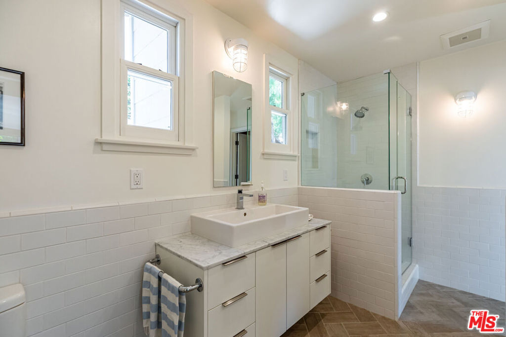 28901 Boniface Drive - Photo 21