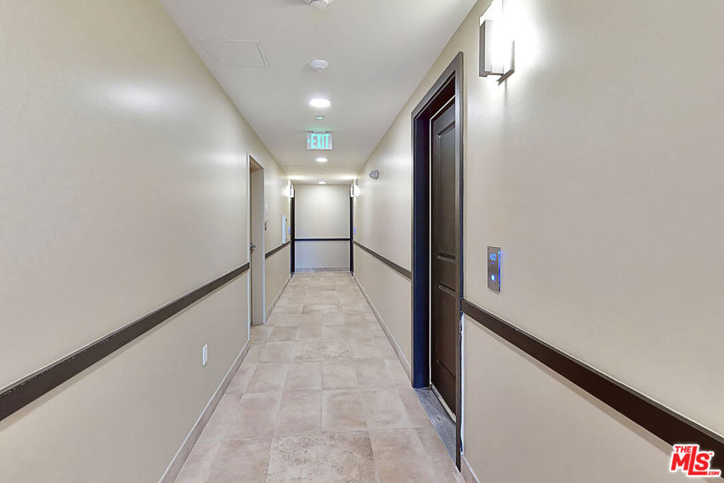 1070 S Bedford Street - Photo 33
