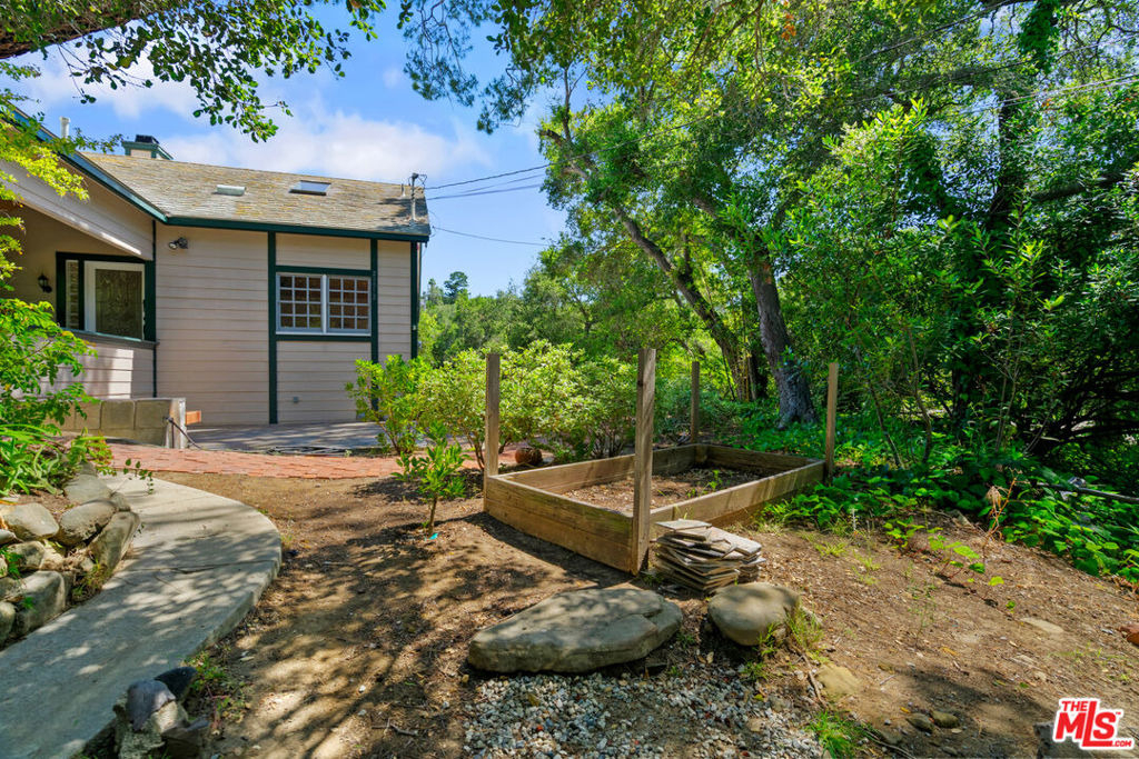 20912 Fontaine Road - Photo 43
