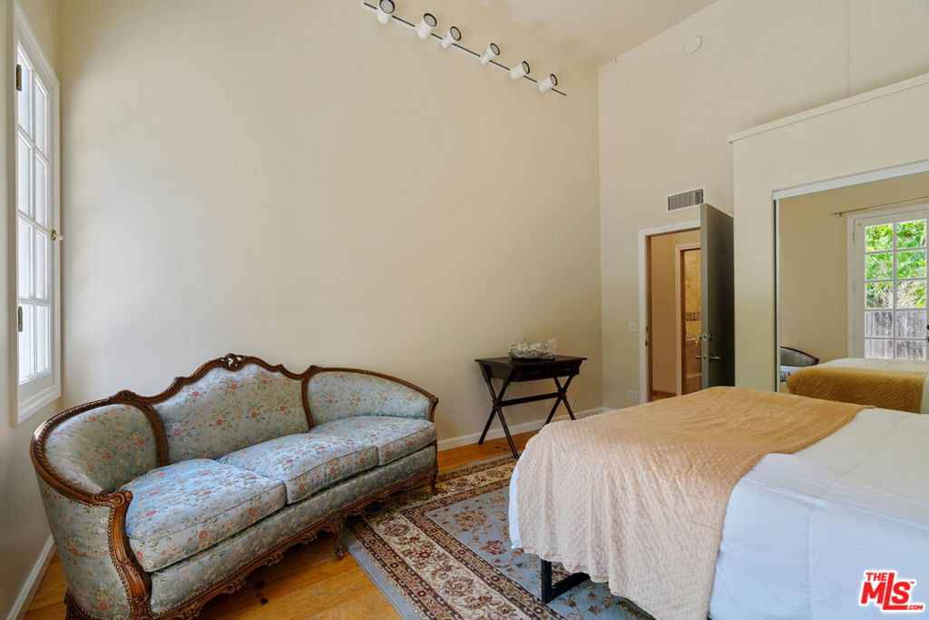 20912 Fontaine Road - Photo 33