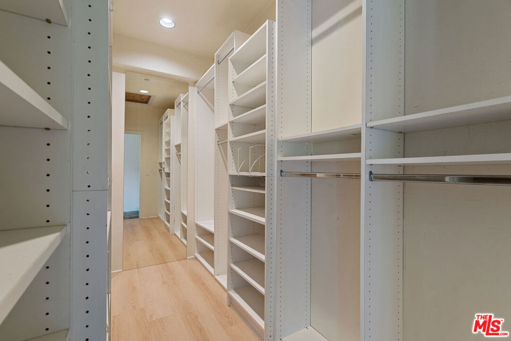 20912 Fontaine Road - Photo 24