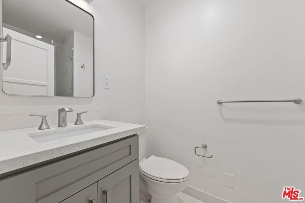1250 N Crescent Heights - Photo 11