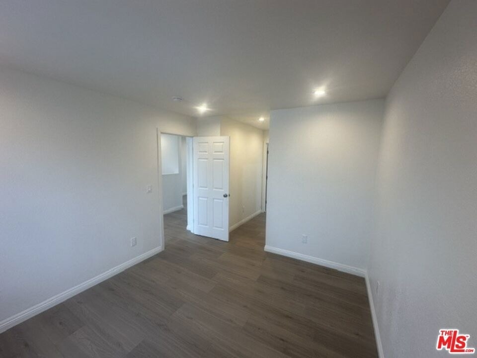 1012 E 73rd Street - Photo 27