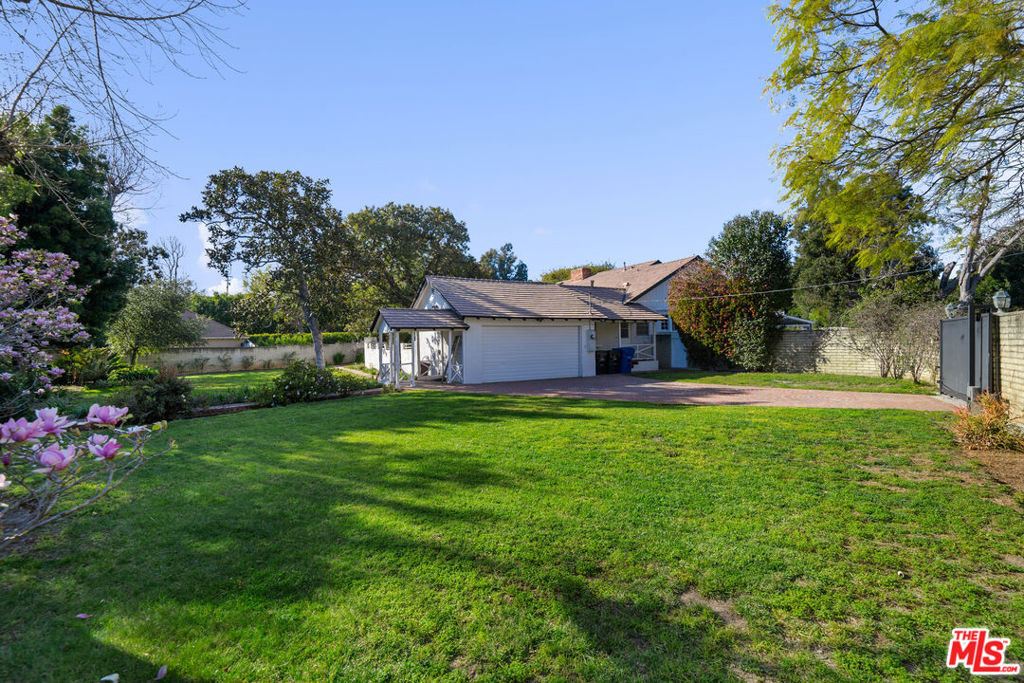 109 Homewood Road - Photo 24