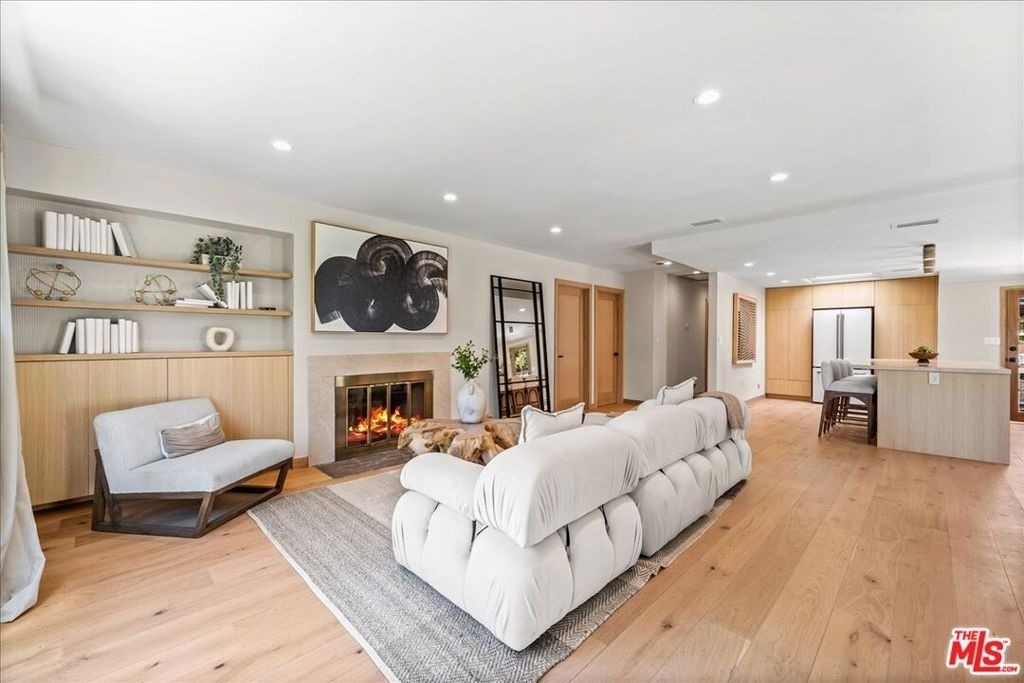 14537 Hesby Street - Photo 11