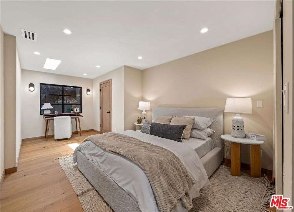 14537 Hesby Street - Photo 21