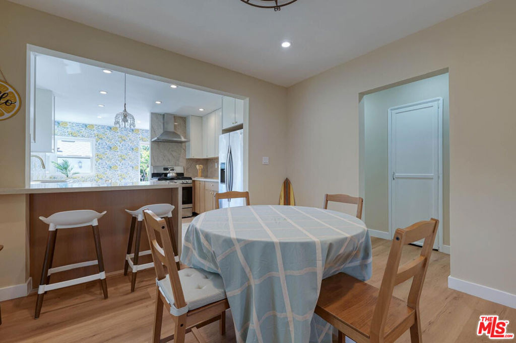 4147 Marcasel Avenue - Photo 21