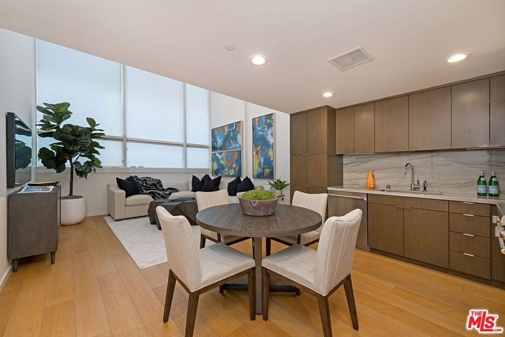 1705 Ocean Avenue - Photo 8