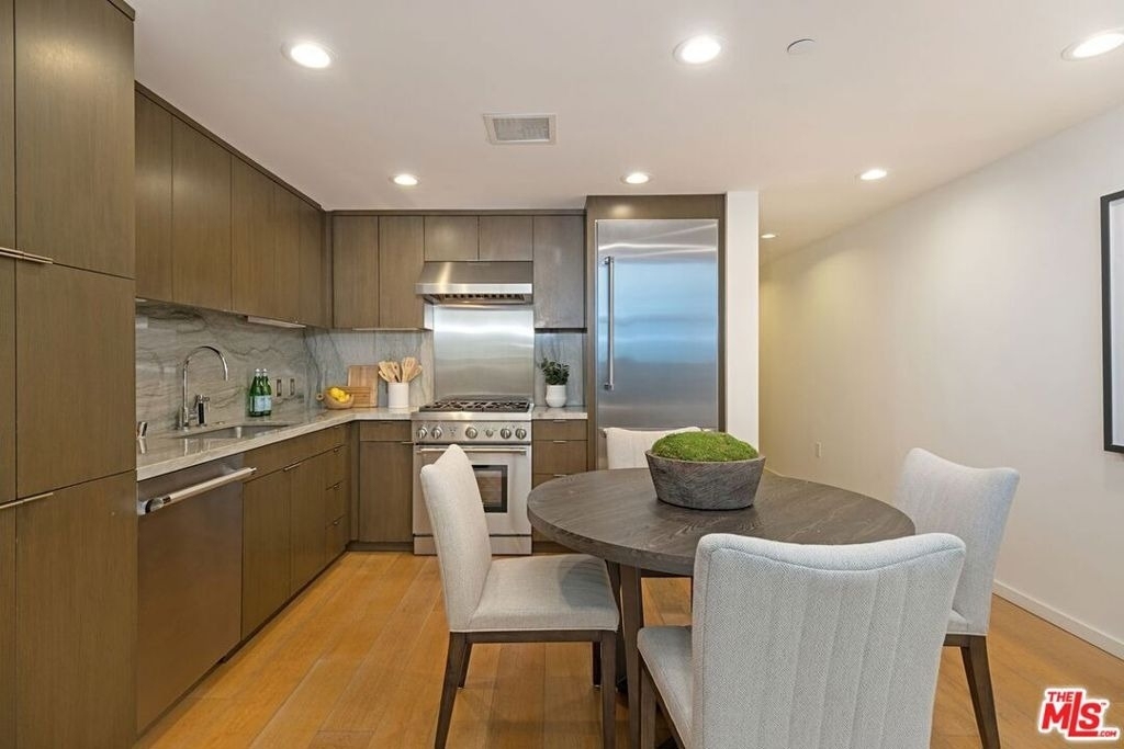 1705 Ocean Avenue - Photo 10