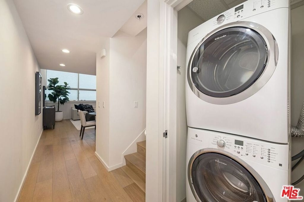 1705 Ocean Avenue - Photo 7