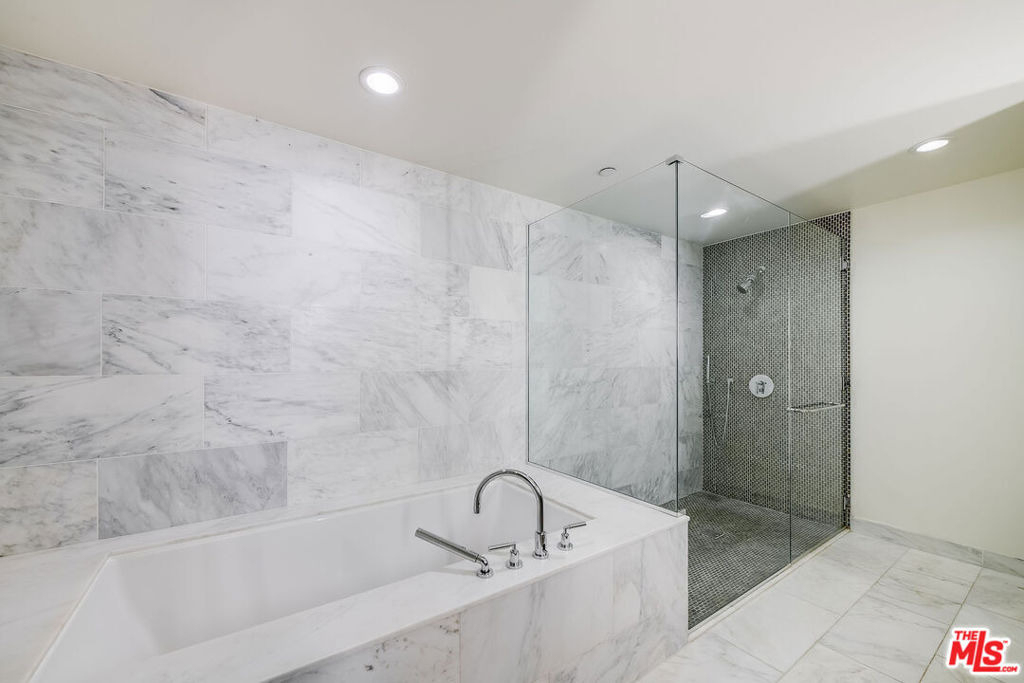 1705 Ocean Avenue - Photo 60