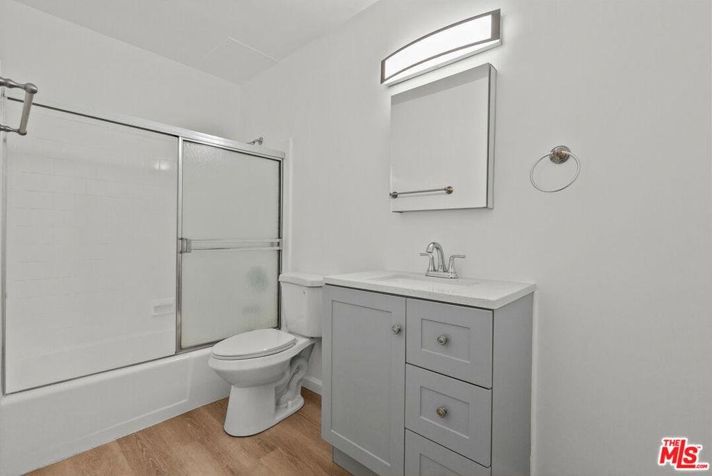 15286 Sutton Street - Photo 12