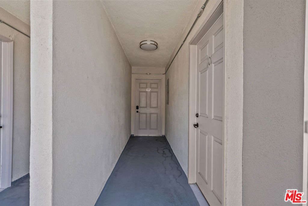 15286 Sutton Street - Photo 3