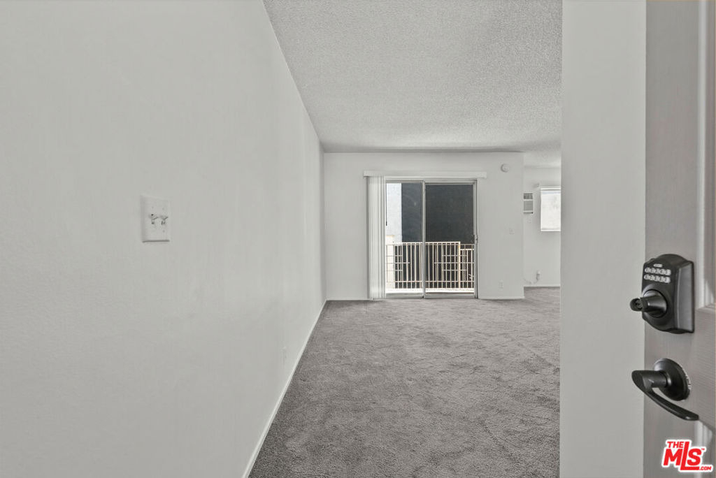 15286 Sutton Street - Photo 4