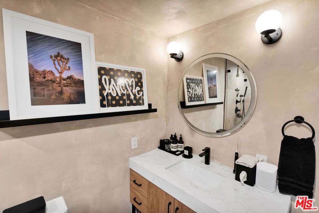 851 N San Vicente Boulevard - Photo 15