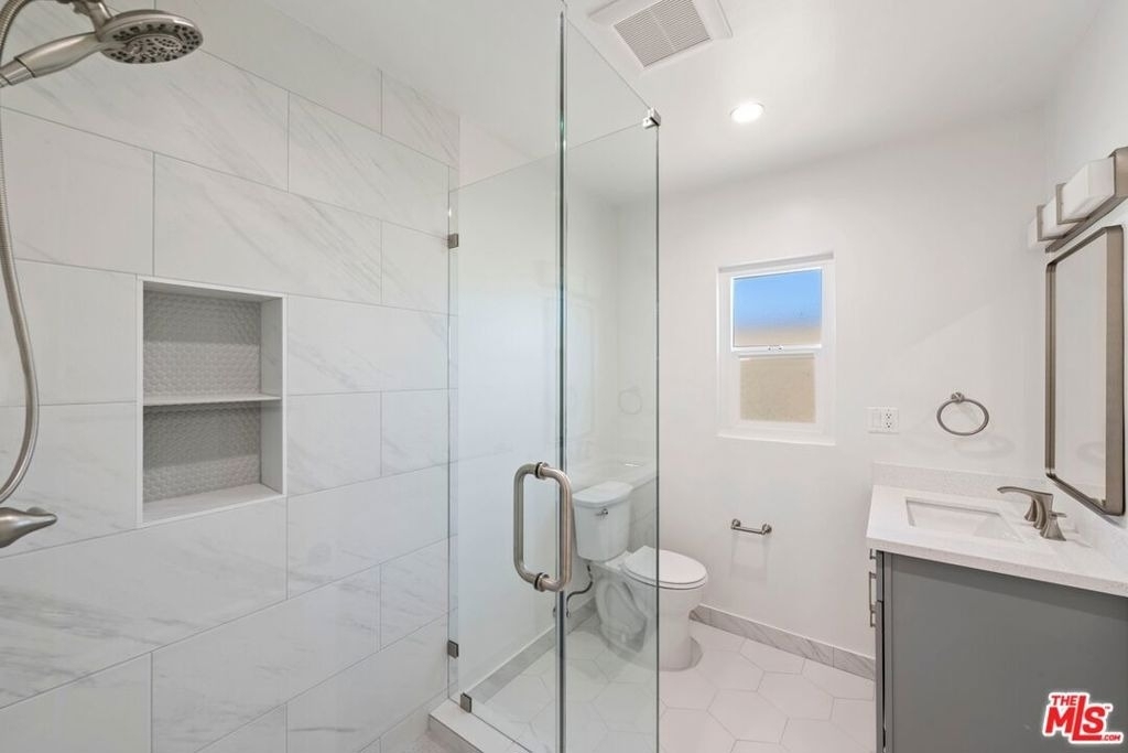 1252 N Crescent Heights - Photo 6