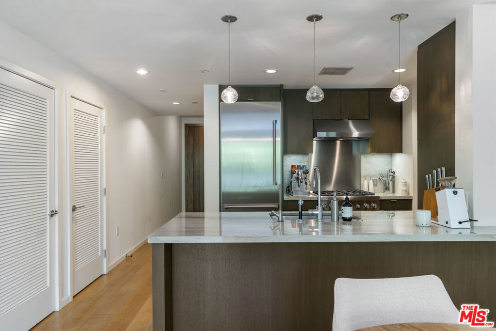 1705 Ocean Ave - Photo 8