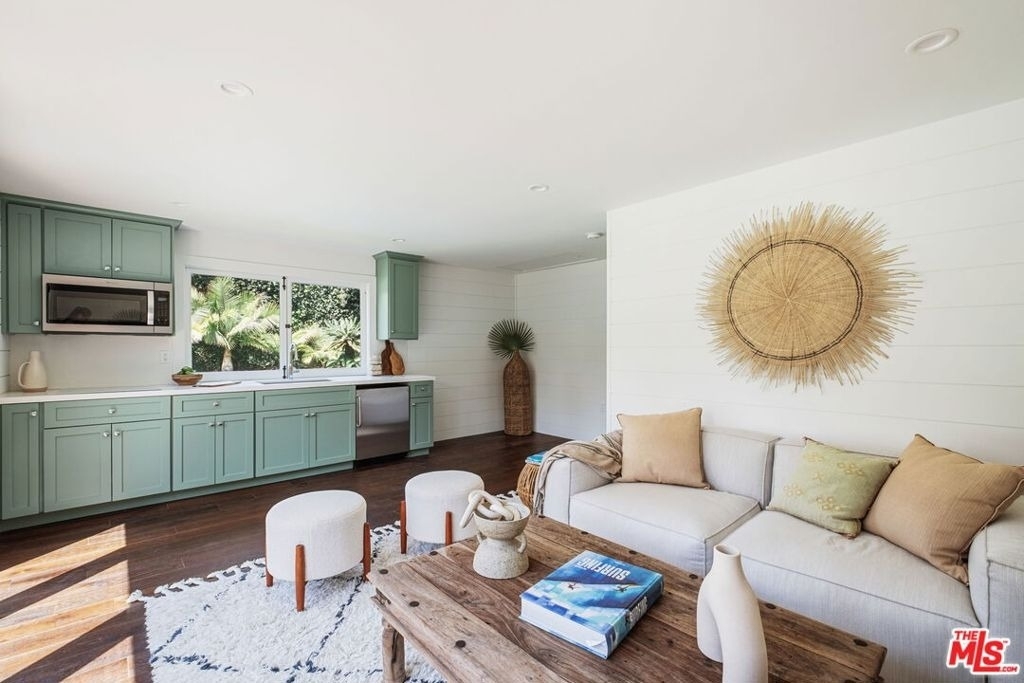 834 S Tremaine Avenue - Photo 48