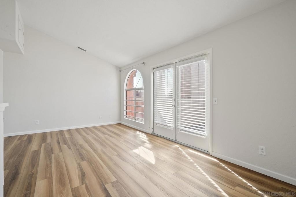 221 Donax Ave - Photo 23