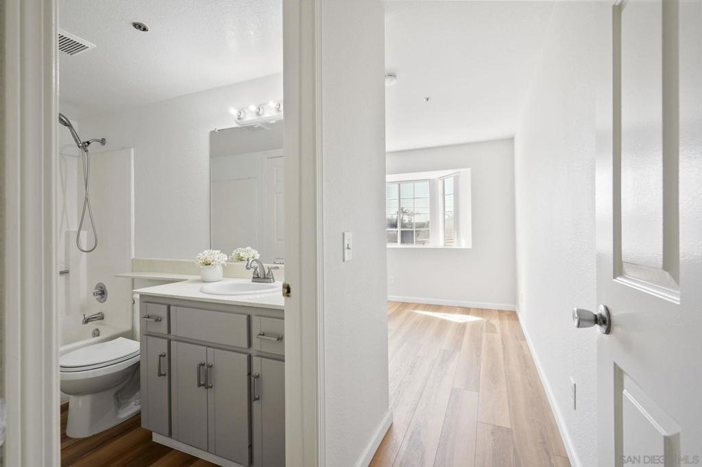 221 Donax Ave - Photo 15