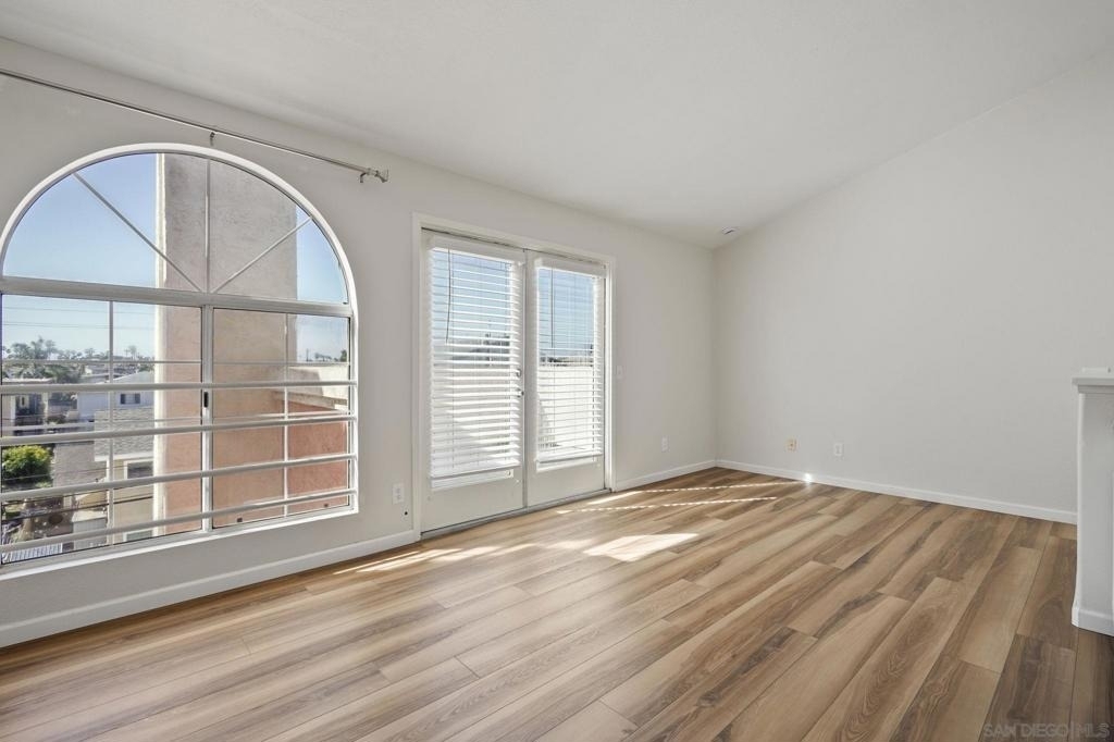 221 Donax Ave - Photo 26