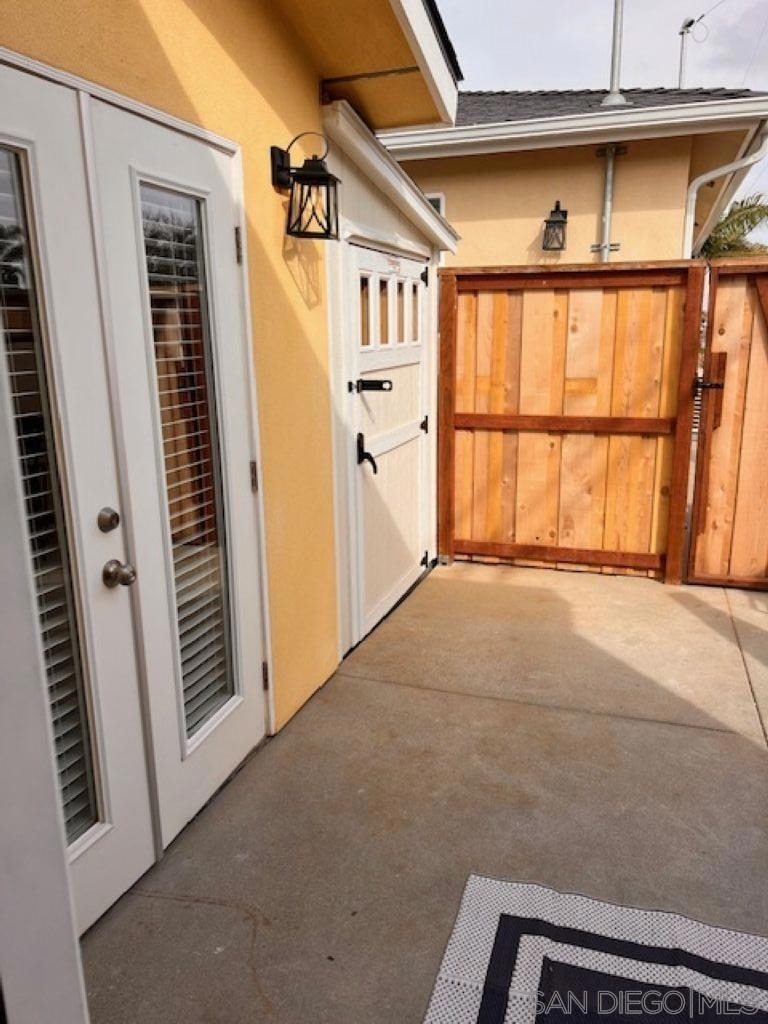 1044 3rd St - Photo 19