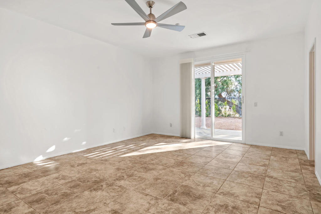 2651 Desert Breeze Way - Photo 18