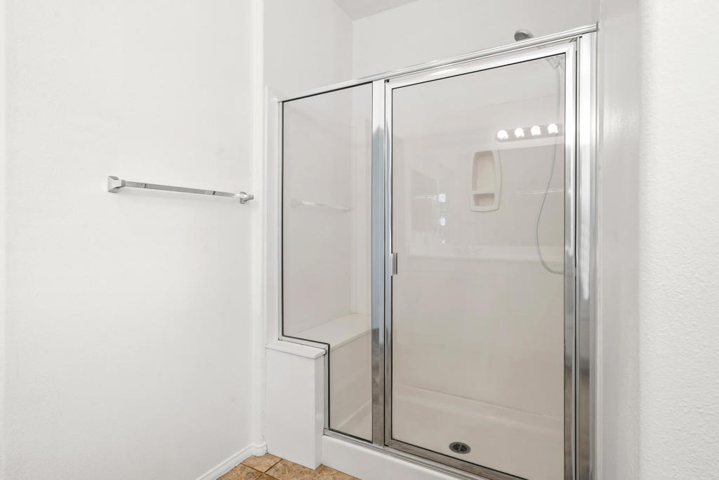 2651 Desert Breeze Way - Photo 38