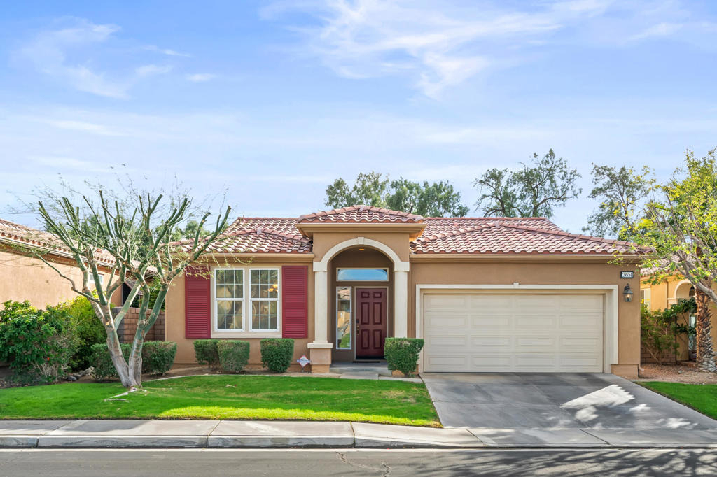 2651 Desert Breeze Way - Photo 0