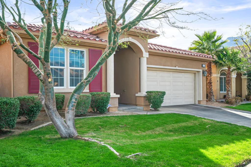 2651 Desert Breeze Way - Photo 1