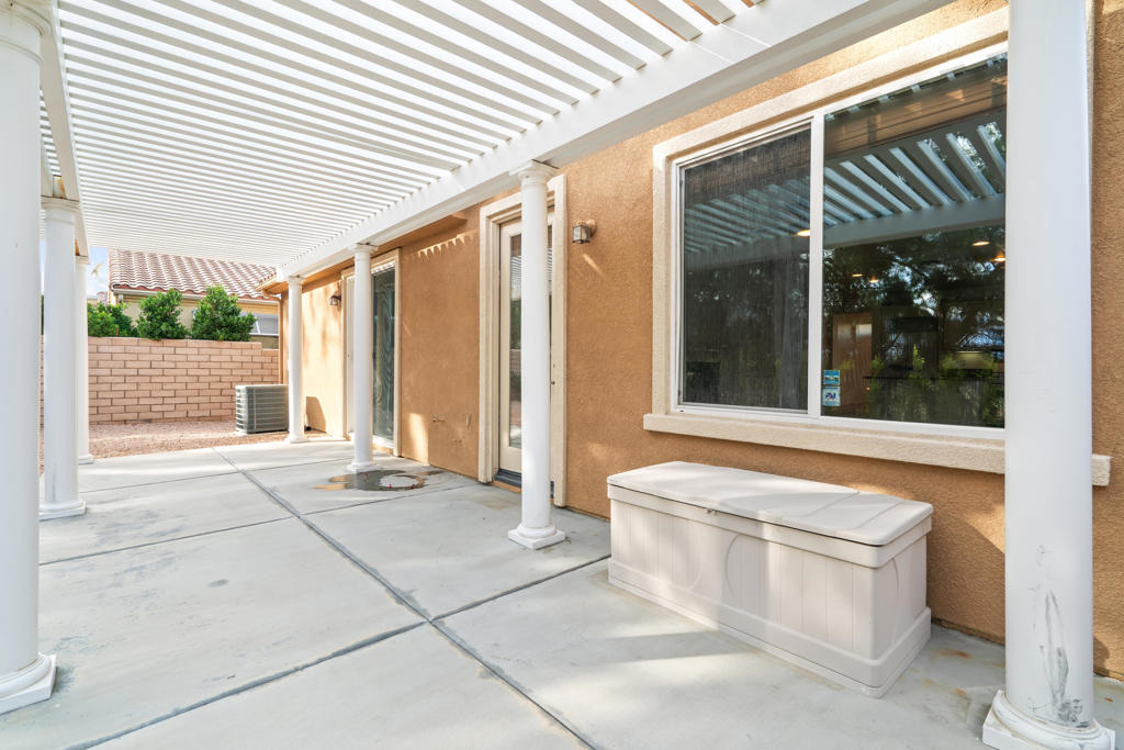 2651 Desert Breeze Way - Photo 41