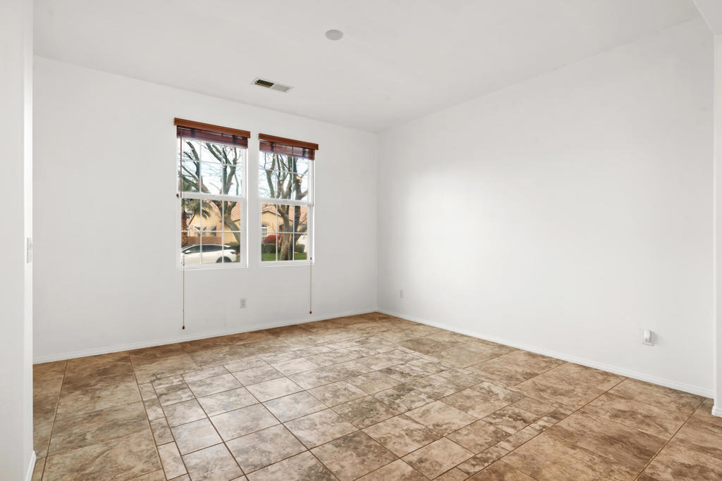 2651 Desert Breeze Way - Photo 11