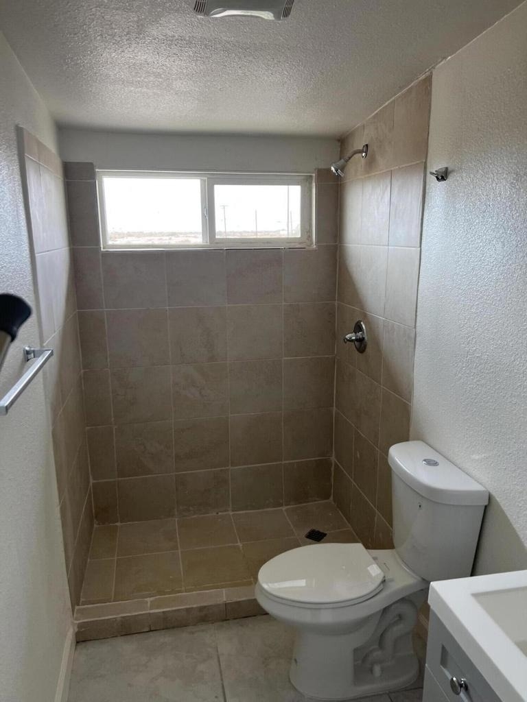 2542 Sea View Drive - Photo 2
