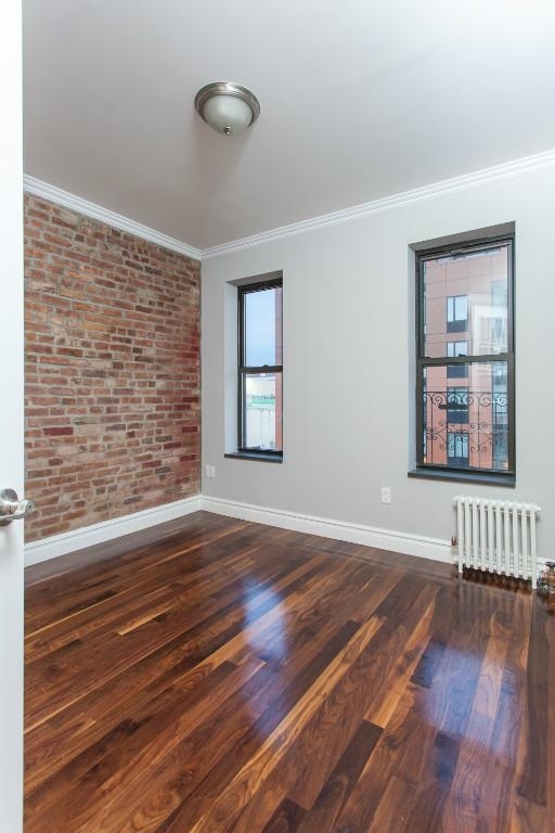 Lexington Ave - Photo 1