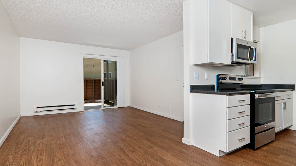 1600 E. Third Avenue - Photo 4